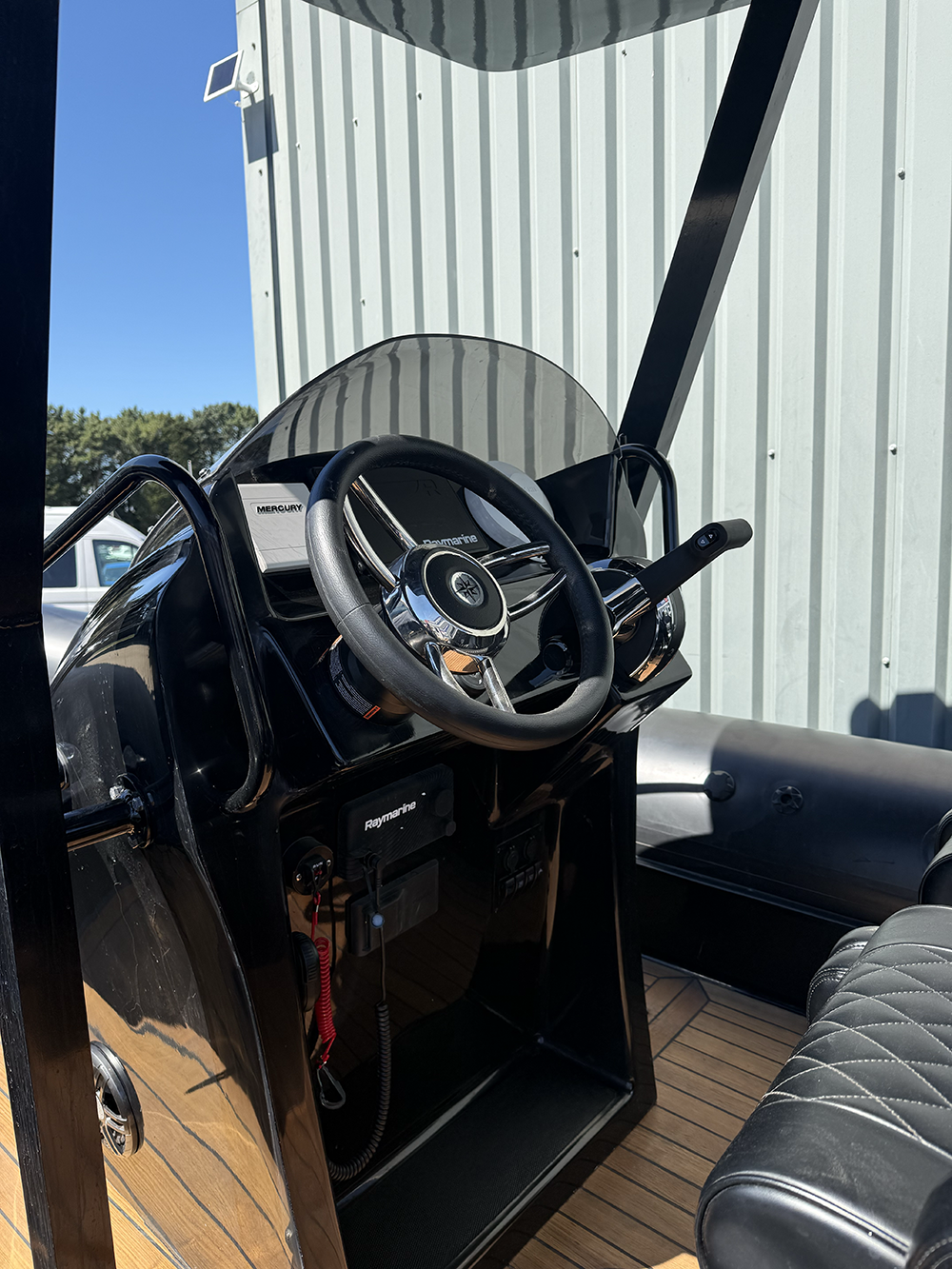 CHARGE 7 TARGA RIB