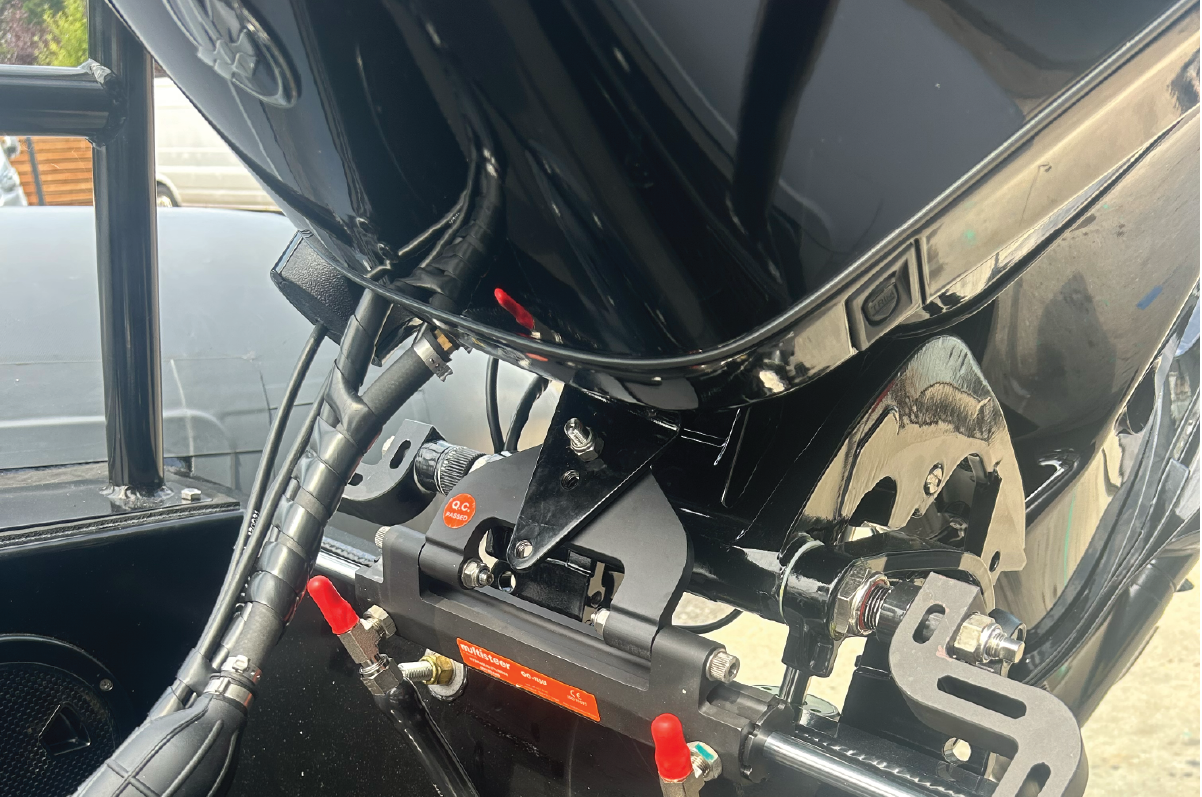 Cable or Hydraulic Steering for RIBs?