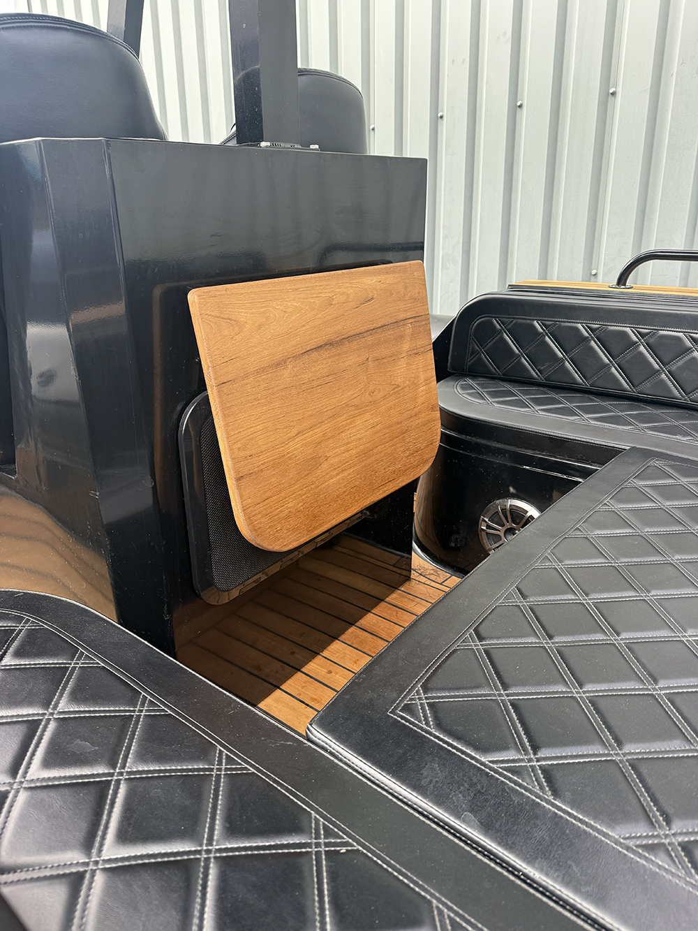 CHARGE 7 TARGA RIB