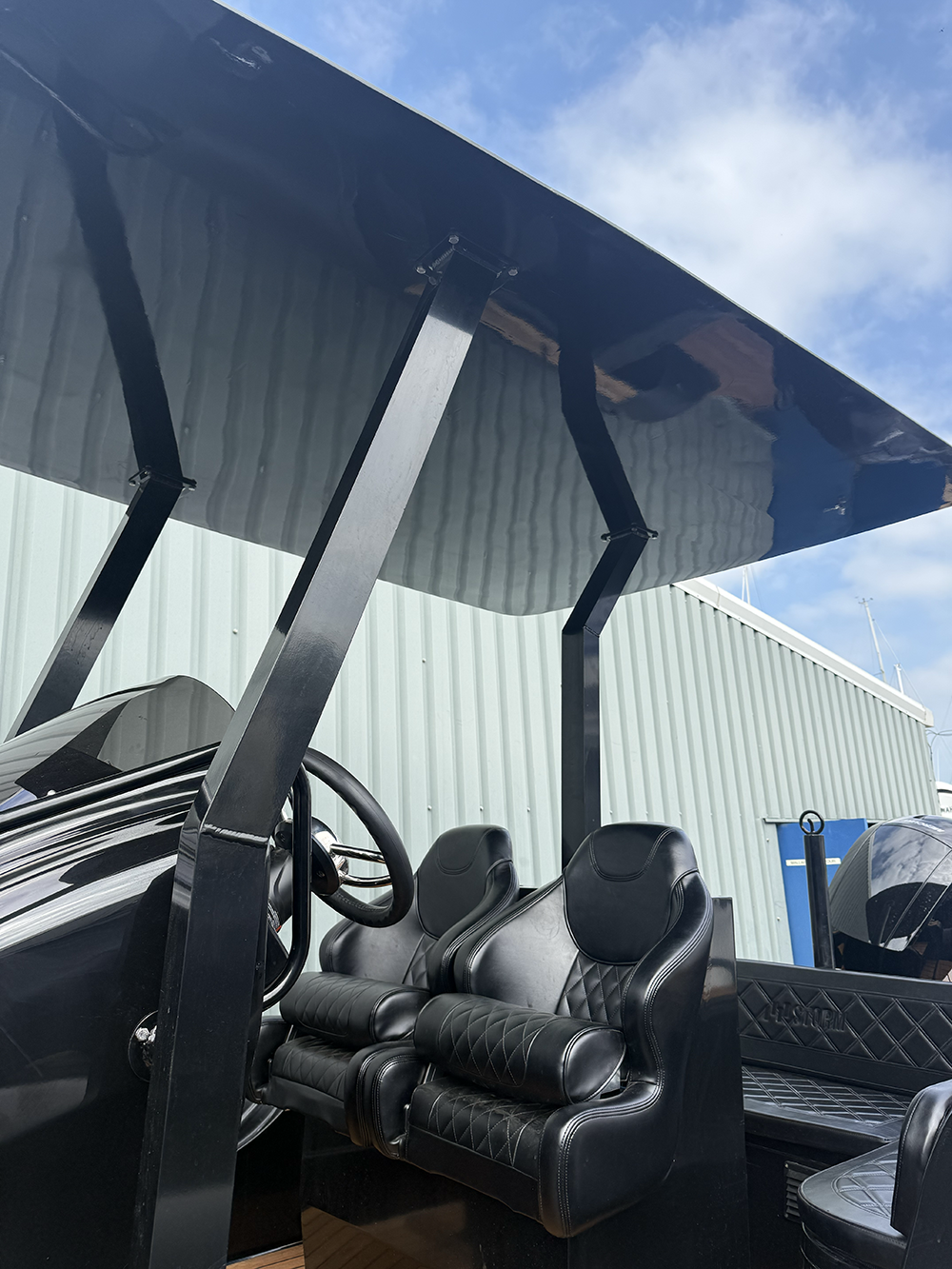 CHARGE 7 TARGA RIB